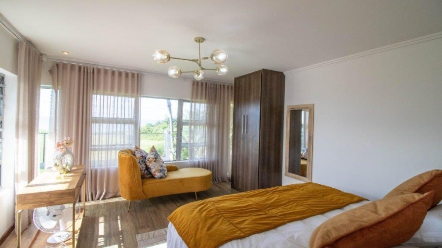 5 Bedroom Property for Sale in Gonubie Eastern Cape